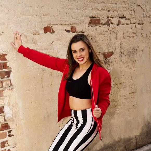 Meet your Posher, Logan - Picture 1 of 1